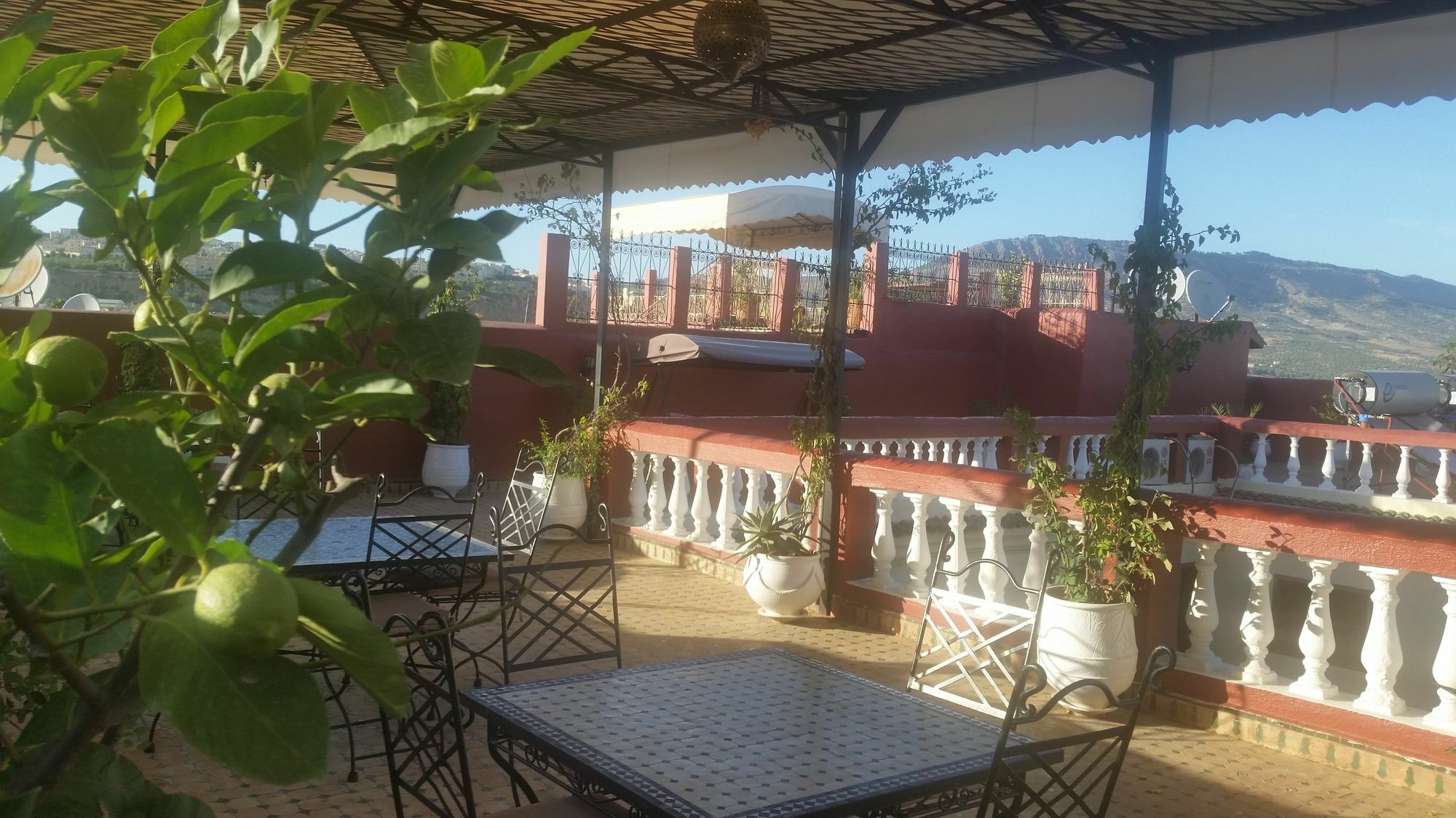 Riad Dar Skalli&SPA Fès Exteriör bild